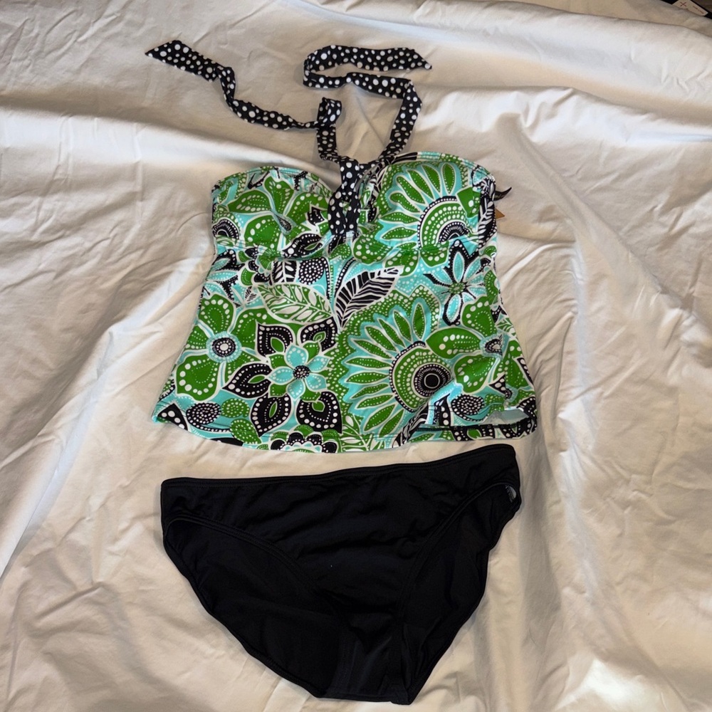 Island Escape Green and Black Bikini Set